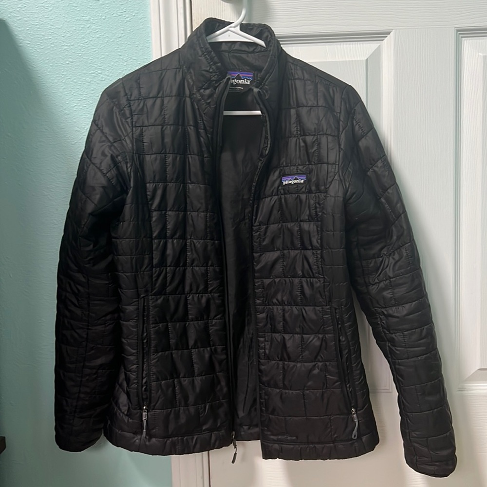 black patagonia nano puff jacket